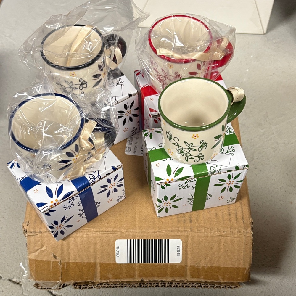 Set of Four Floral Mugs with Gift Boxes